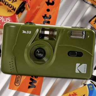 Kodak M35 Cámara Analógica 35 mm Verde Oliva 2